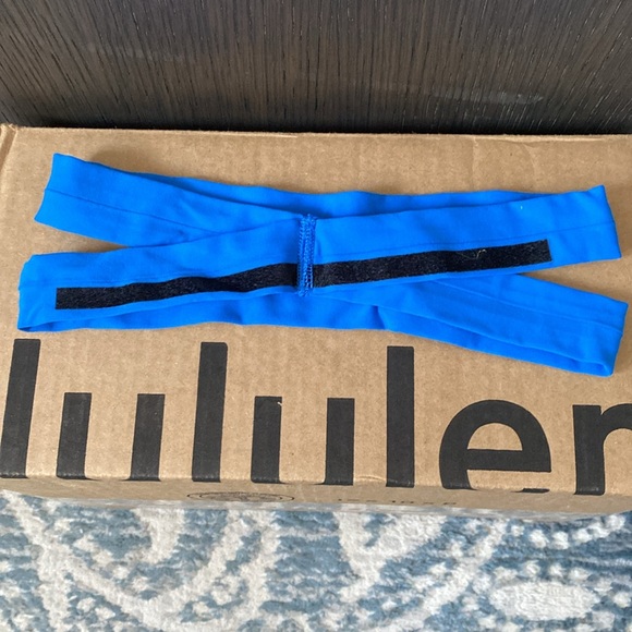 Lululemon headband - Picture 4 of 6